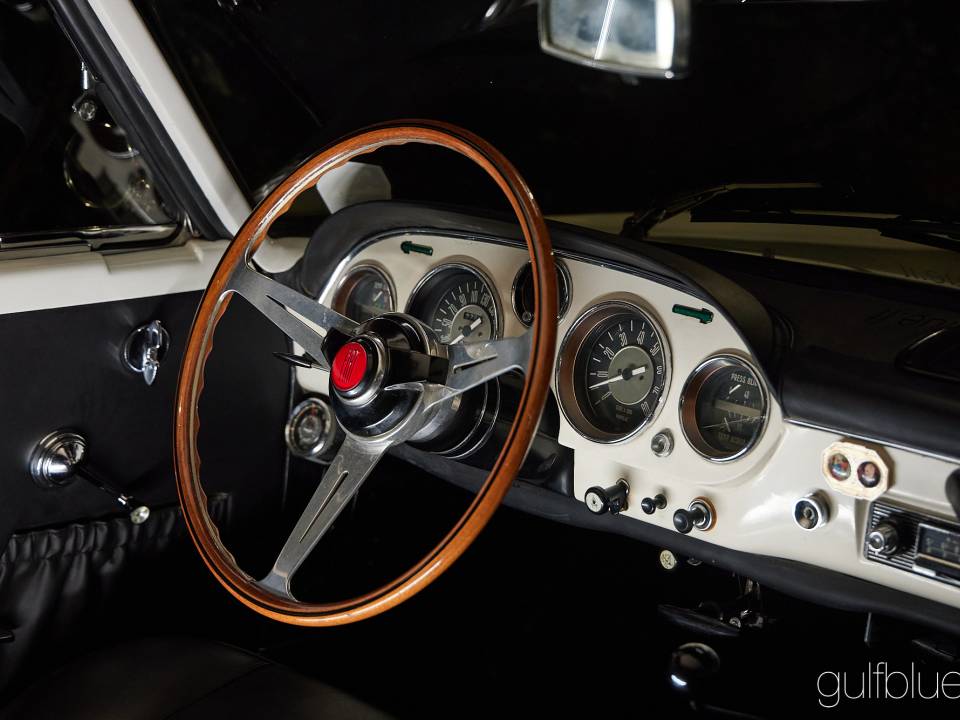 Afbeelding 19/50 van FIAT 2300 S Coupe (1962)