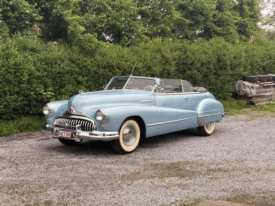 Image 5/8 of Buick Roadmaster (1947)
