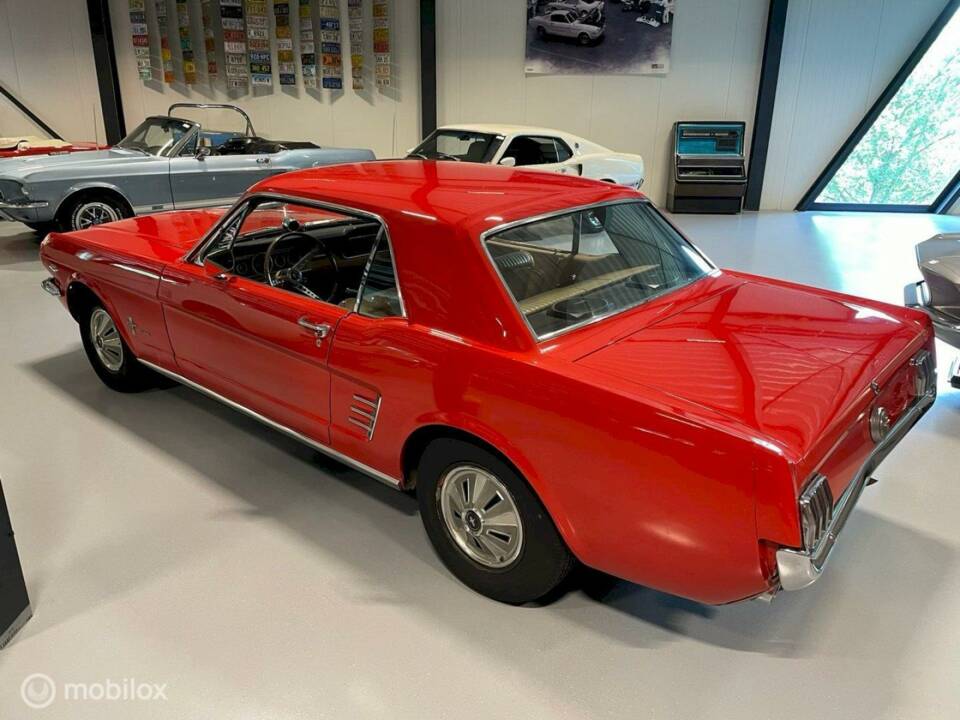 Image 7/9 of Ford Mustang 289 (1966)