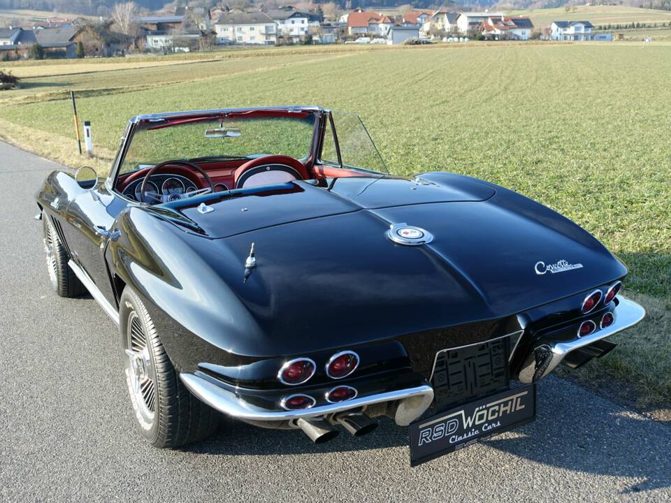 Bild 29/35 von Chevrolet Corvette Sting Ray Convertible (1965)