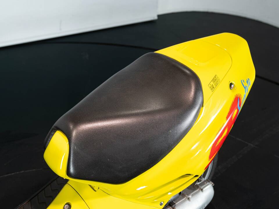Image 17/17 of Aprilia DUMMY (1993)