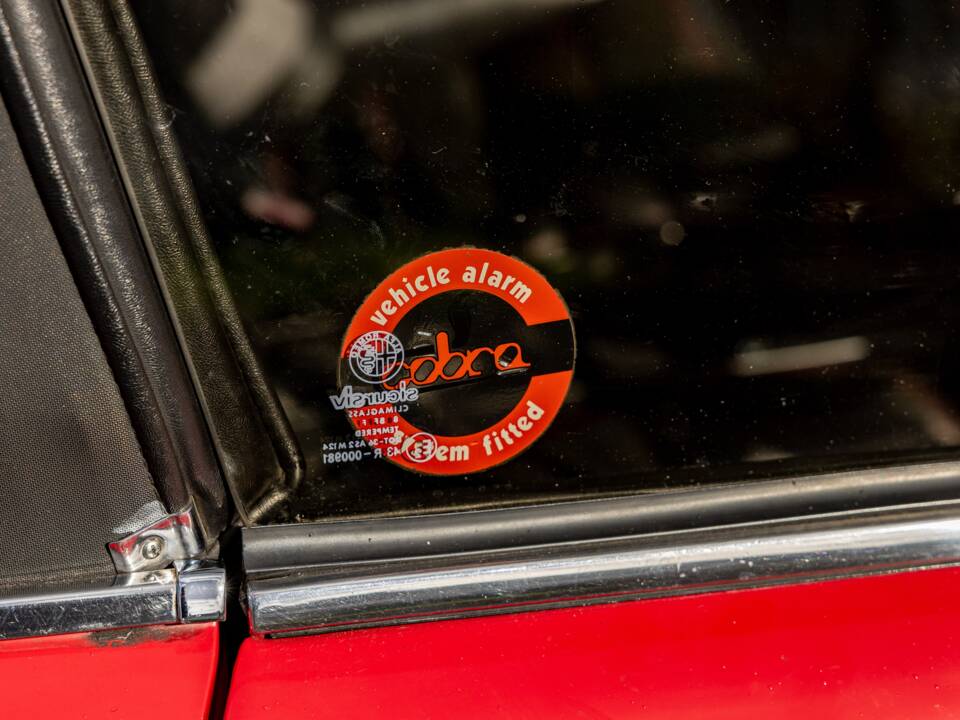 Afbeelding 9/50 van Alfa Romeo 2.0 Spider (1989)