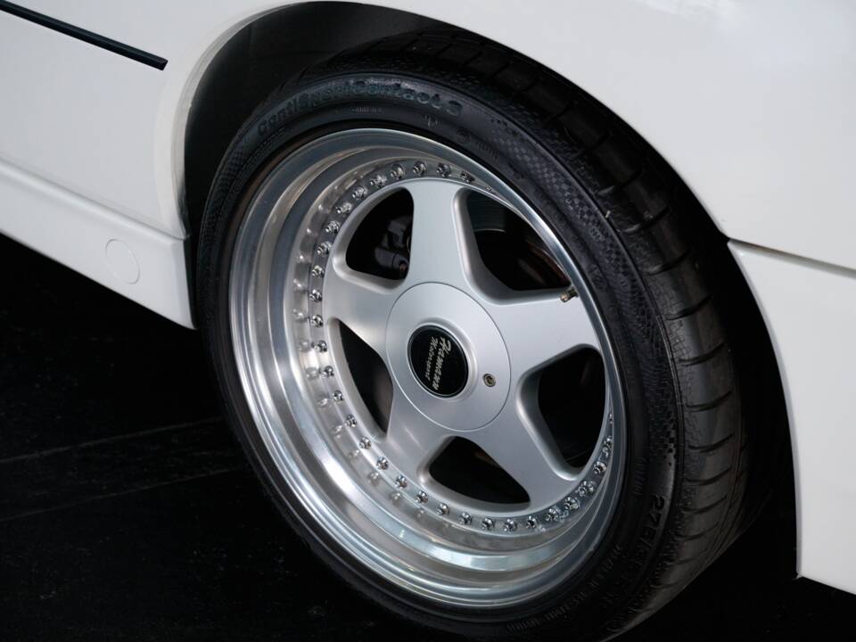 Immagine 17/50 di BMW 850i (1990)