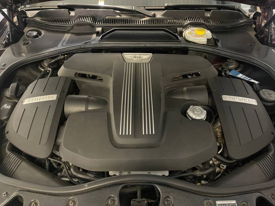 Image 17/20 of Bentley Continental GT V8 (2012)