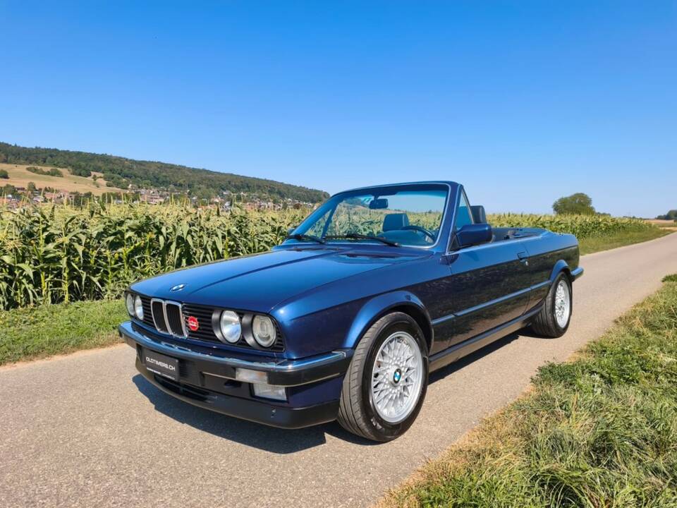 Afbeelding 1/26 van BMW 325i (1989)