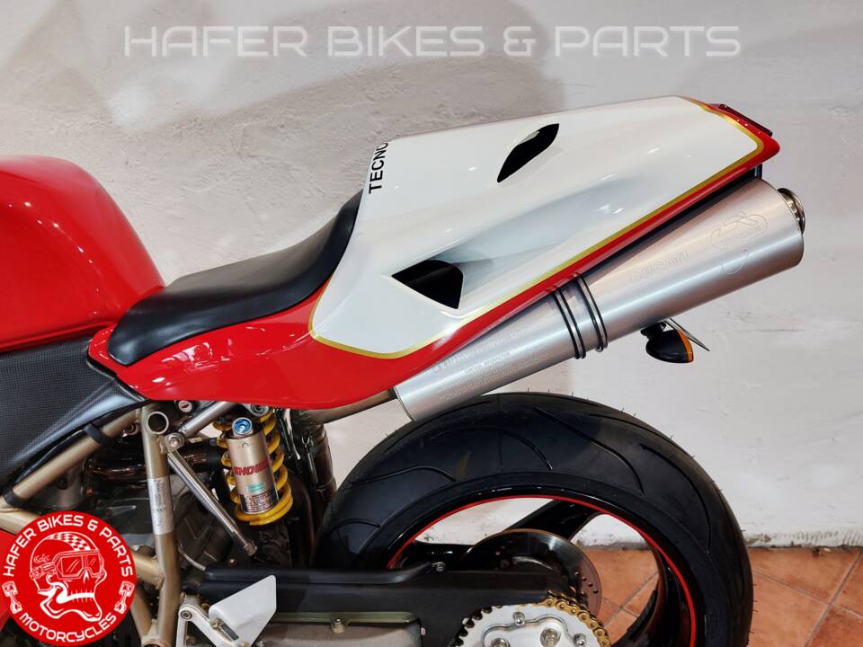 Obraz 36/38 pojazdu Ducati 916 (1998)