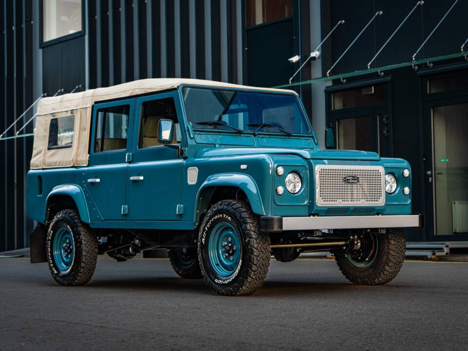 Bild 15/32 von Land Rover Defender 110 300Tdi (1997)