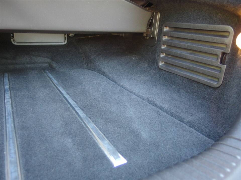 Bild 59/100 von Jaguar XKR (2008)