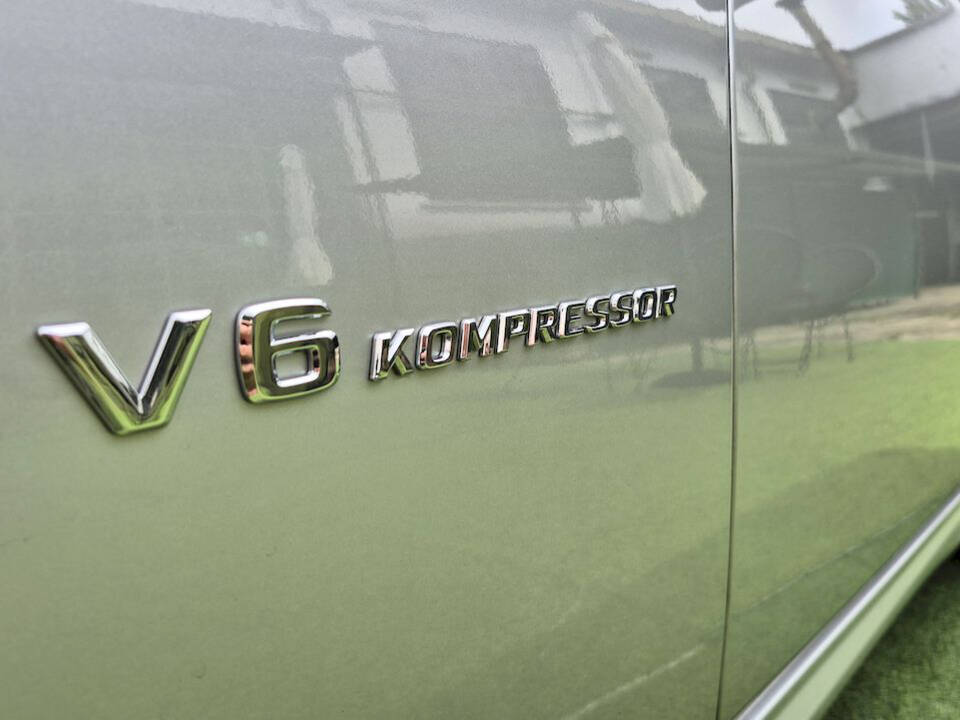 Afbeelding 16/63 van Mercedes-Benz SLK 32 AMG (2001)
