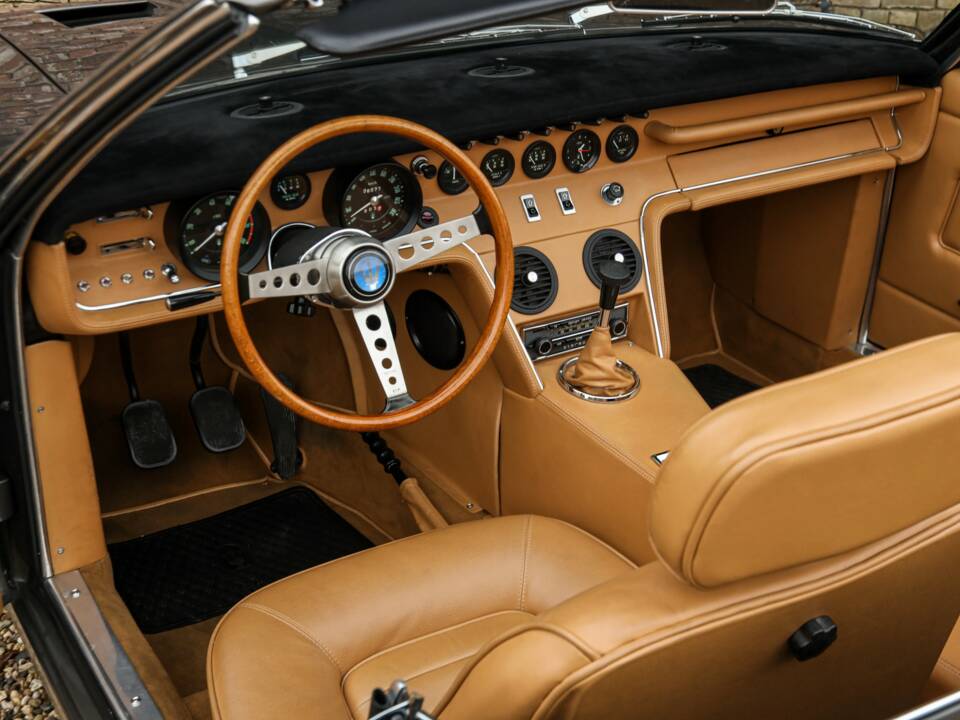 Image 22/50 of Maserati Ghibli Spyder (1969)