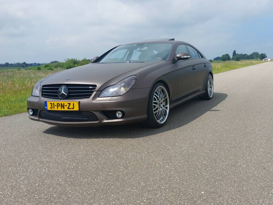 Bild 2/5 von Mercedes-Benz CLS 500 (2004)