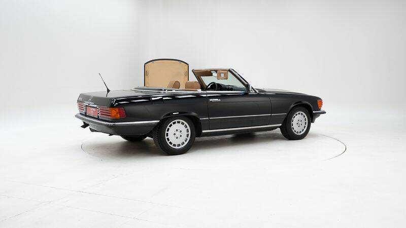 Image 2/15 of Mercedes-Benz 380 SL (1985)
