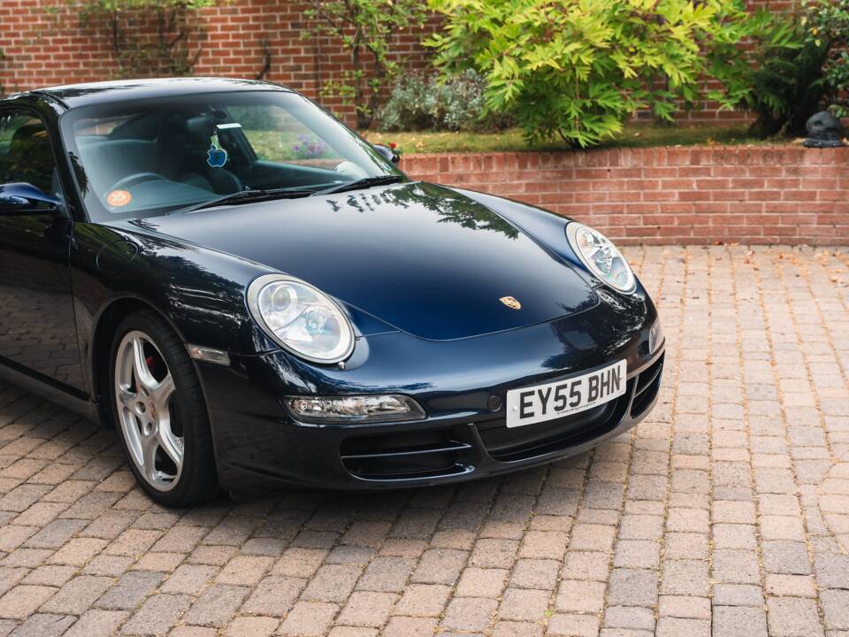 Bild 11/50 von Porsche 911 Carrera S (2005)