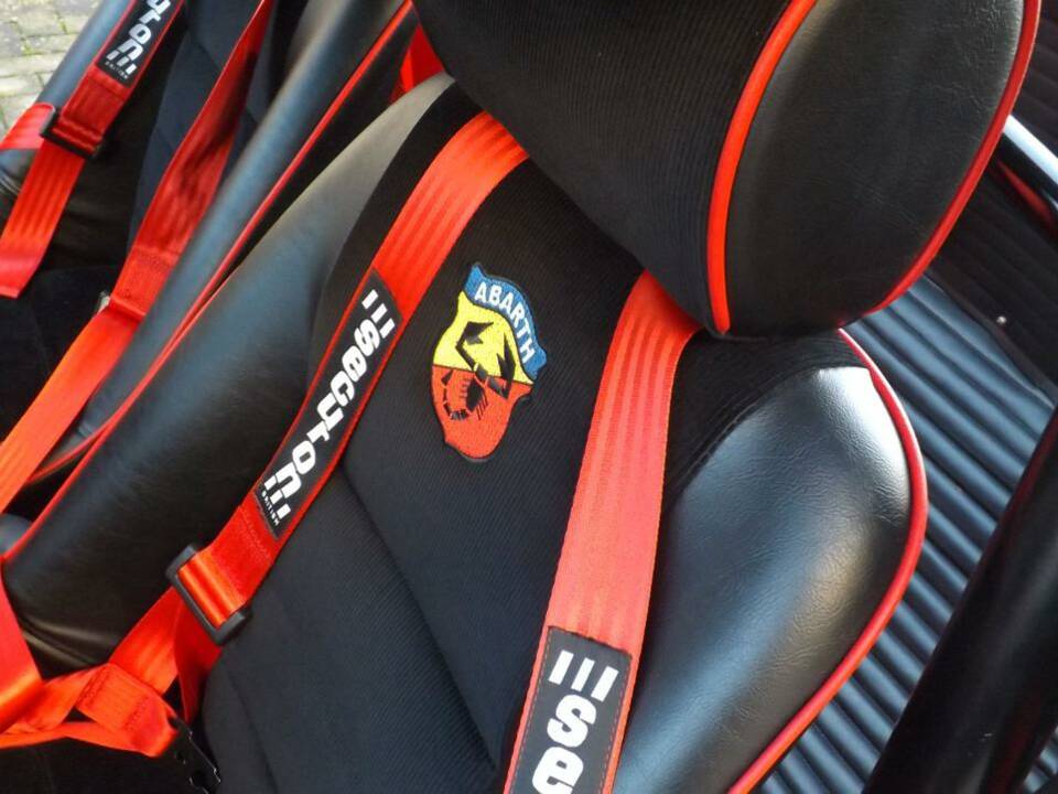 Bild 41/50 von FIAT 124 Sport Coupe (1967)