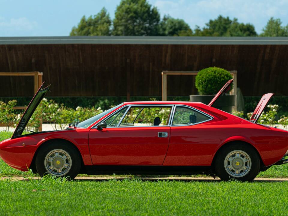 Bild 15/50 von Ferrari Dino 308 GT4 (1975)