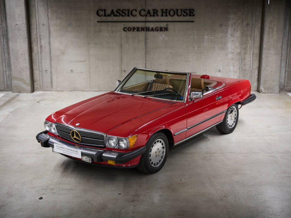 Image 80/89 of Mercedes-Benz 560 SL (1986)