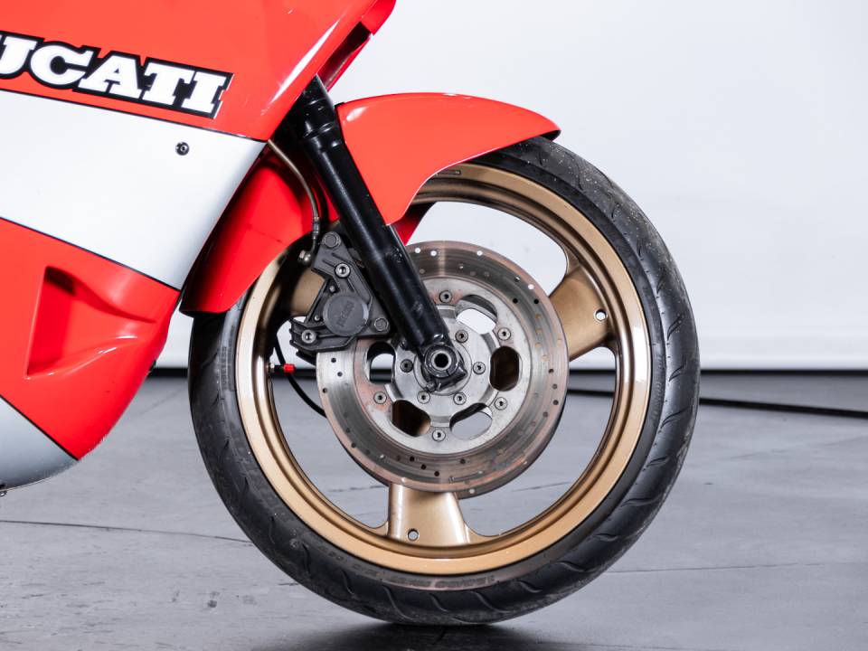Image 11/46 of Ducati DUMMY (1989)