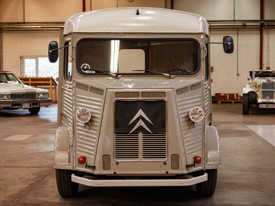 Bild 8/44 von Citroën HY (1974)