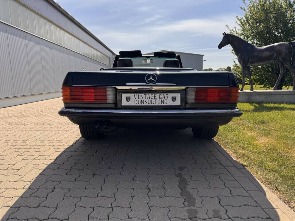 Imagen 17/93 de Mercedes-Benz 300 SL (1988)