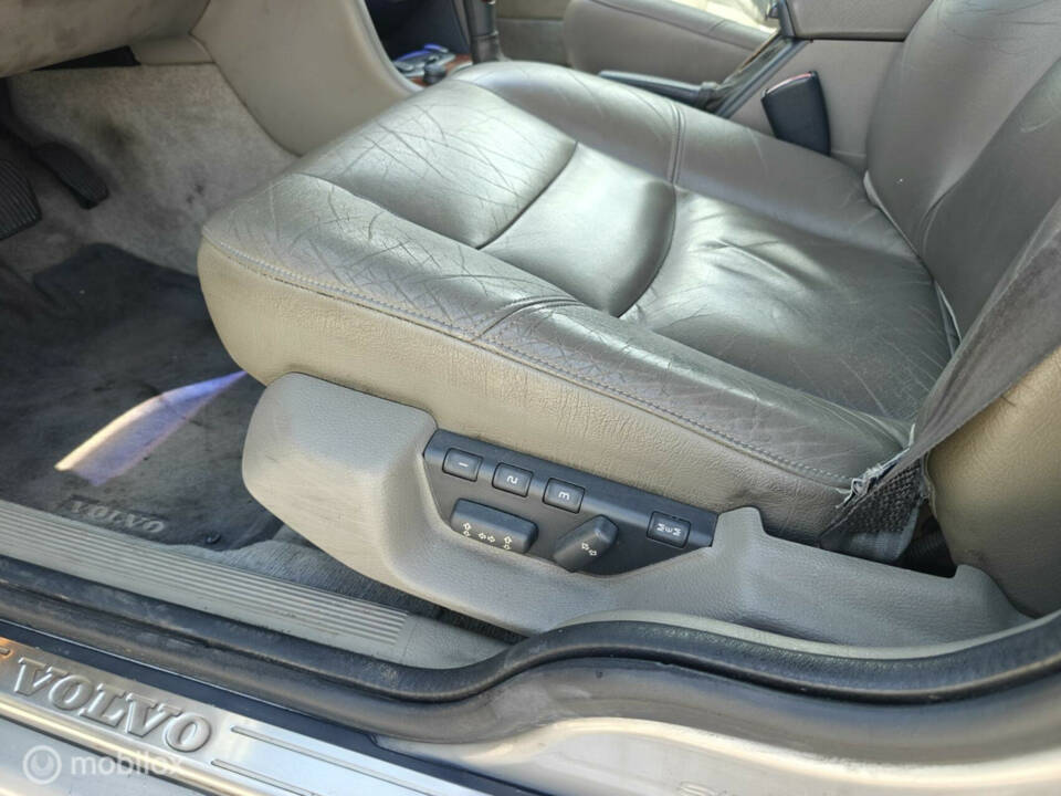 Afbeelding 18/36 van Volvo S 70 2.5 (1997)