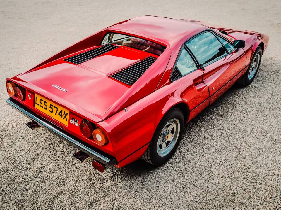 Imagen 3/50 de Ferrari 308 GTBi (1981)