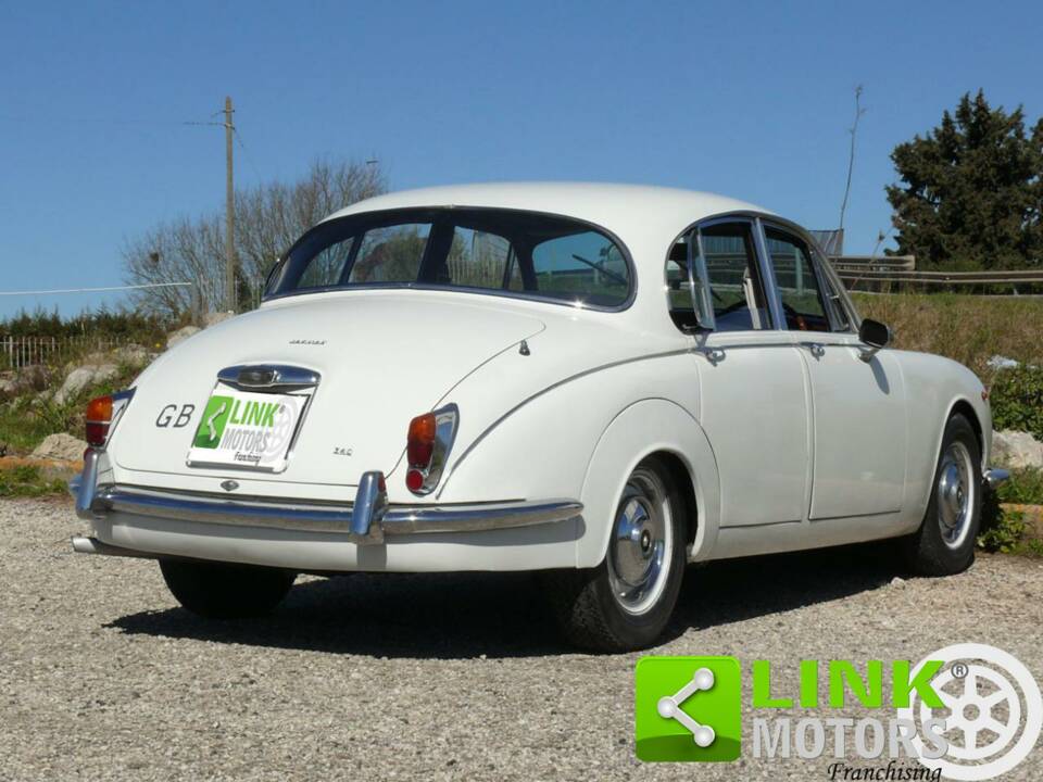 Bild 4/10 von Jaguar Mk II 3.4 (1967)