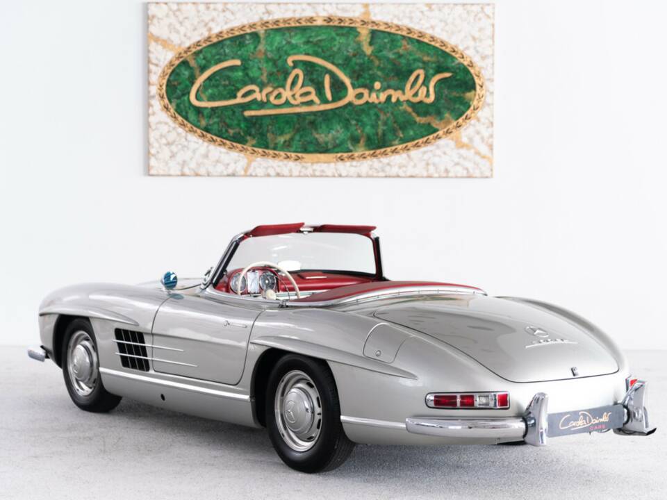 Image 5/36 of Mercedes-Benz 300 SL Roadster (1961)