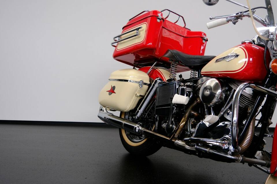 Image 20/75 of Harley-Davidson FL Panhead (1965)