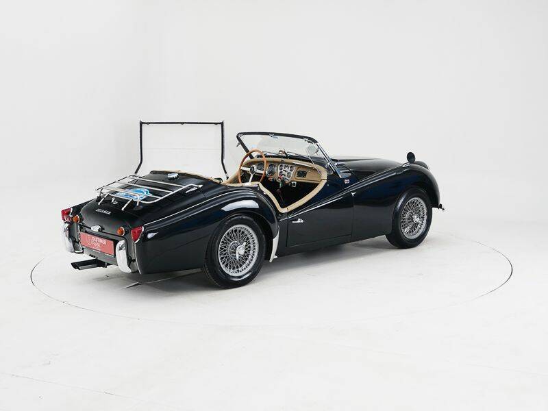 Afbeelding 2/15 van Triumph TR 3A (1960)