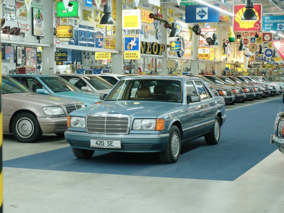 Bild 1/50 von Mercedes-Benz 420 SE (1988)
