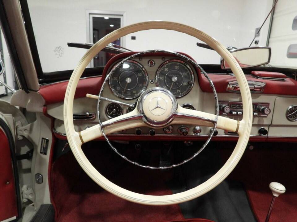 Image 6/15 of Mercedes-Benz 190 SL (1963)