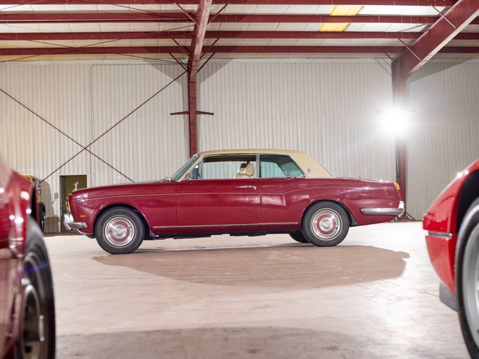 Image 21/62 of Rolls-Royce Silver Shadow I (1969)