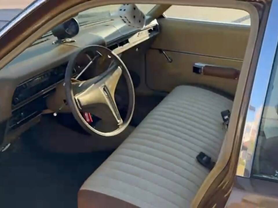 Image 8/8 of Plymouth Satellite (1974)