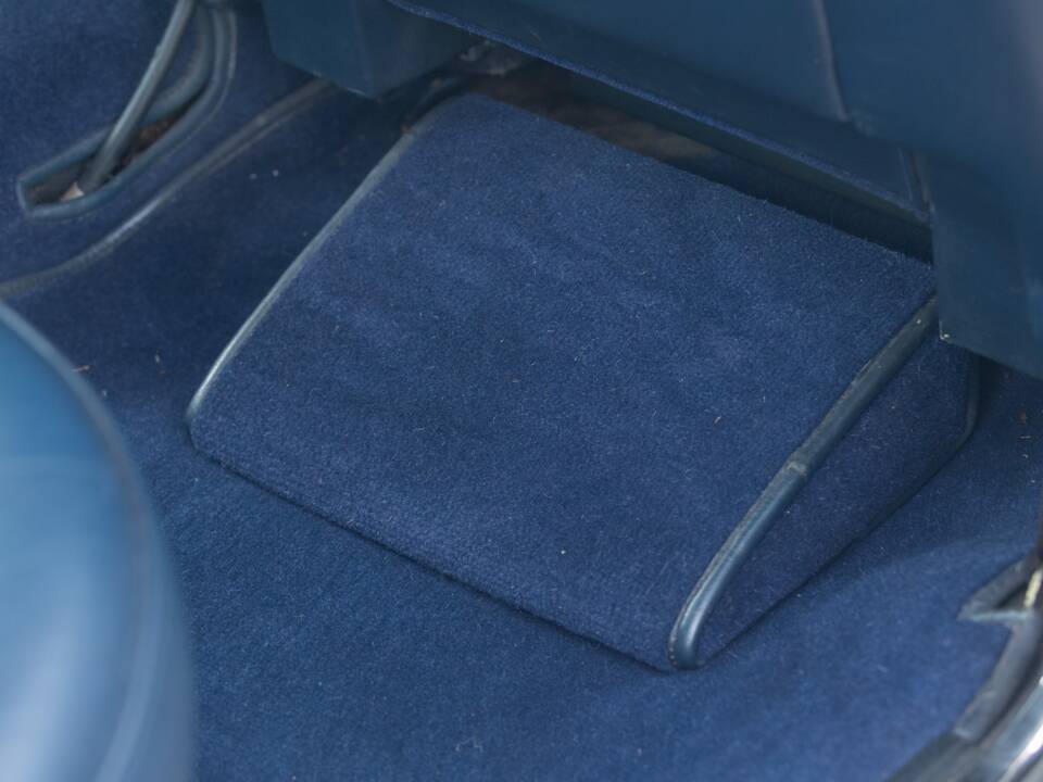 Image 48/50 of Rolls-Royce Silver Shadow I (1973)