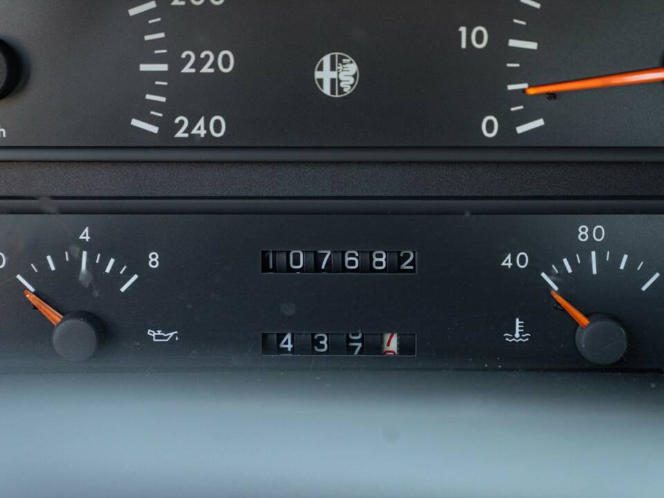 Image 45/50 of Alfa Romeo 164 2.0 (1990)