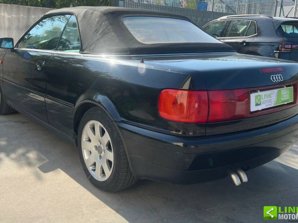 Image 2/10 de Audi Cabriolet 1.9 TDI (1998)