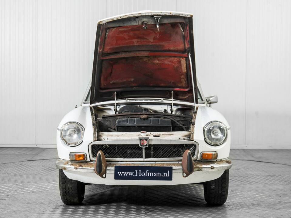Afbeelding 33/50 van MG MGB GT (1972)