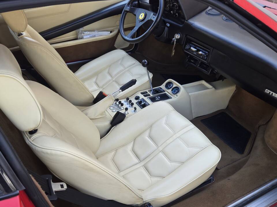 Image 53/95 of Ferrari 308 GTBi Quattrovalvole (1984)