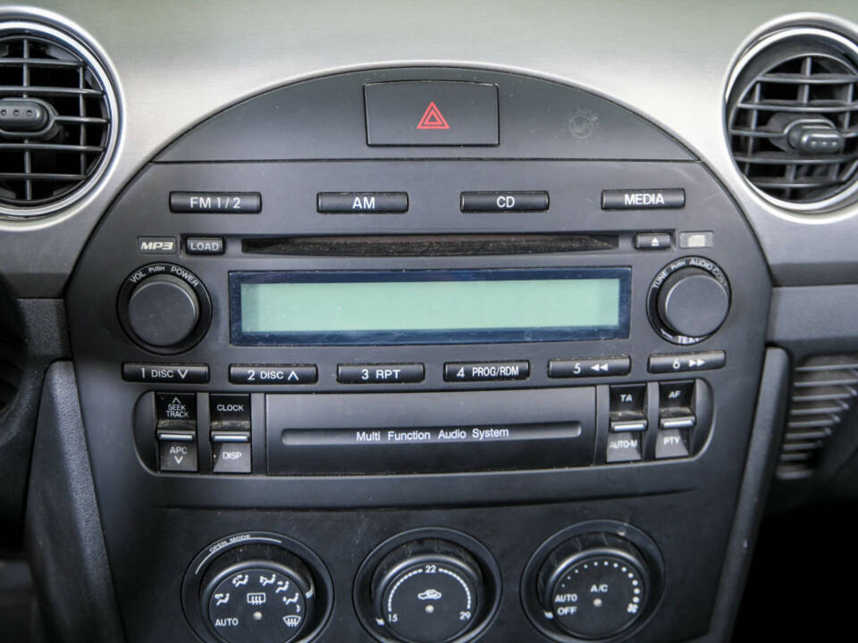 Bild 25/50 von Mazda MX-5 1.8 (2008)
