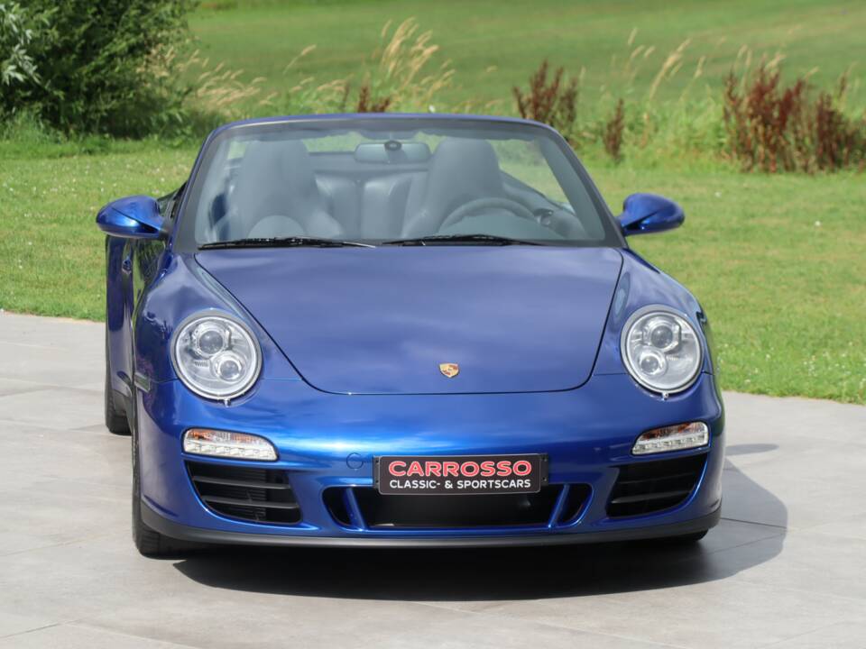 Bild 34/50 von Porsche 911 Carrera 4 GTS (2011)