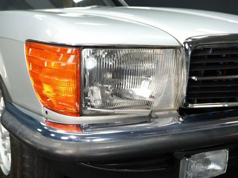 Afbeelding 40/50 van Mercedes-Benz 450 SLC 5,0 (1979)