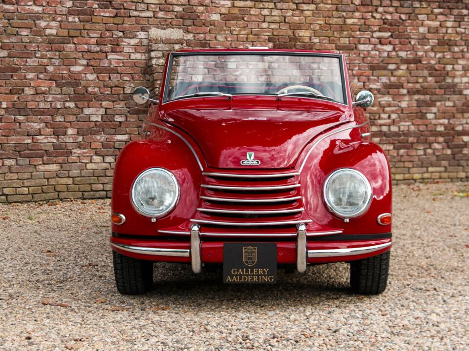 Image 30/50 of DKW Sonderklasse (1954)