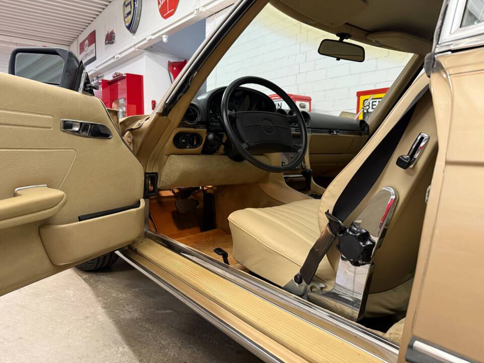 Image 7/14 de Mercedes-Benz 560 SL (1988)