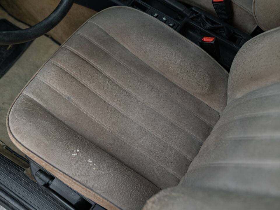 Bild 18/40 von Lancia Thema 6V (1985)