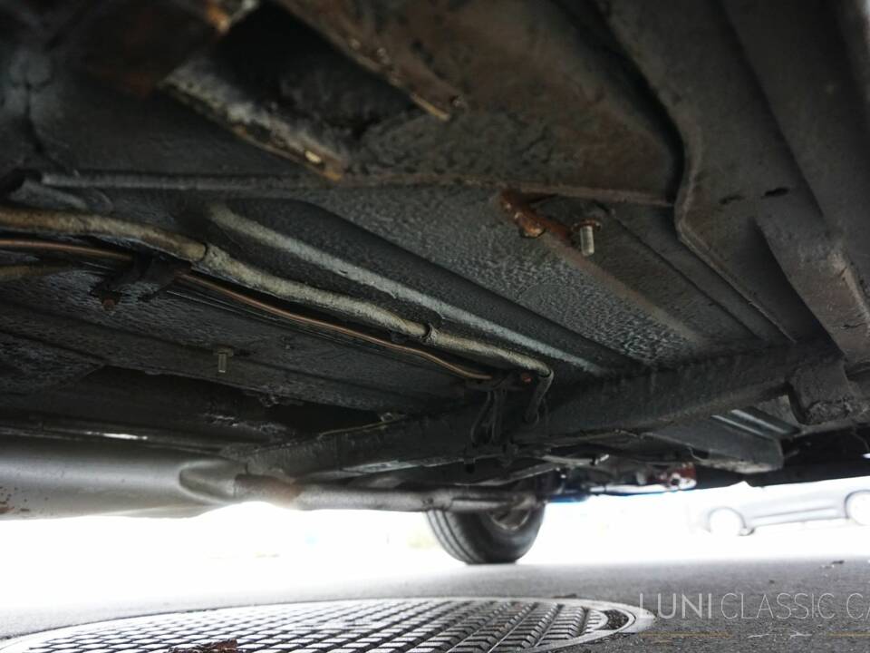 Image 54/54 de MG MGB GT (1974)