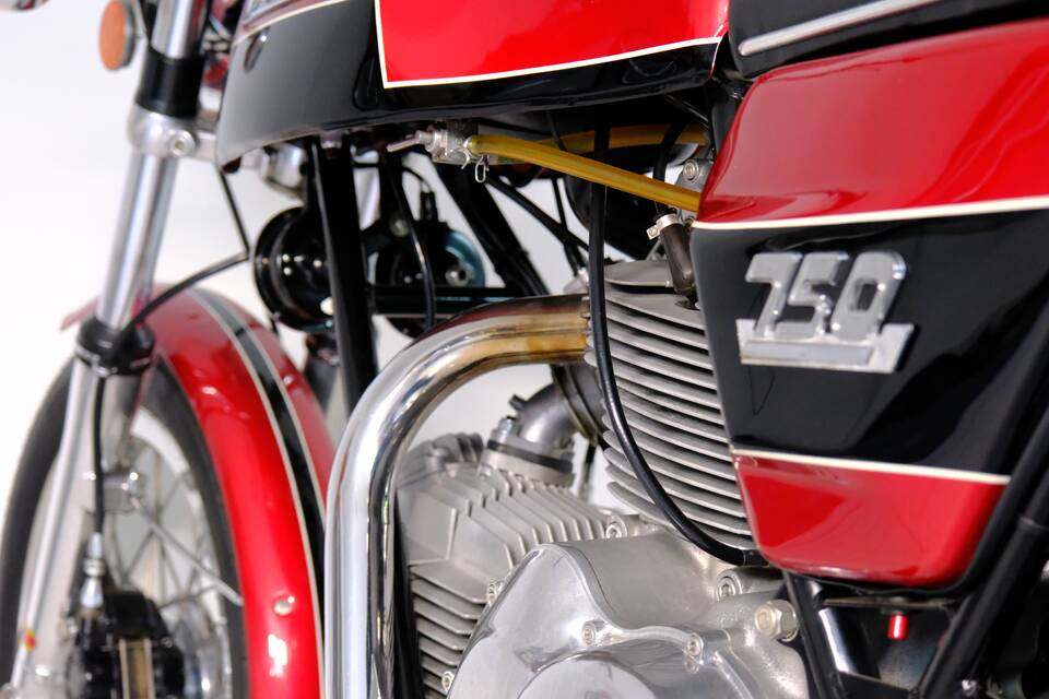 Immagine 71/96 di Ducati 750 GT (1974)