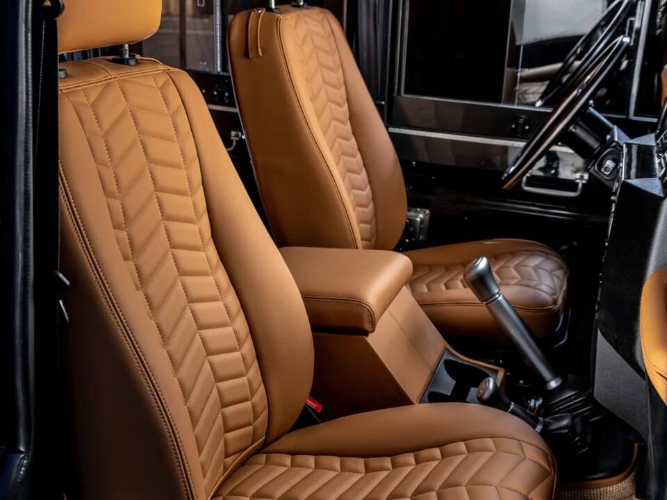 Bild 12/13 von Land Rover Defender 110 (2012)