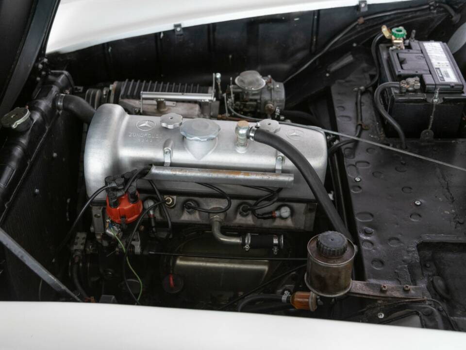 Image 39/40 of Mercedes-Benz 190 SL (1955)