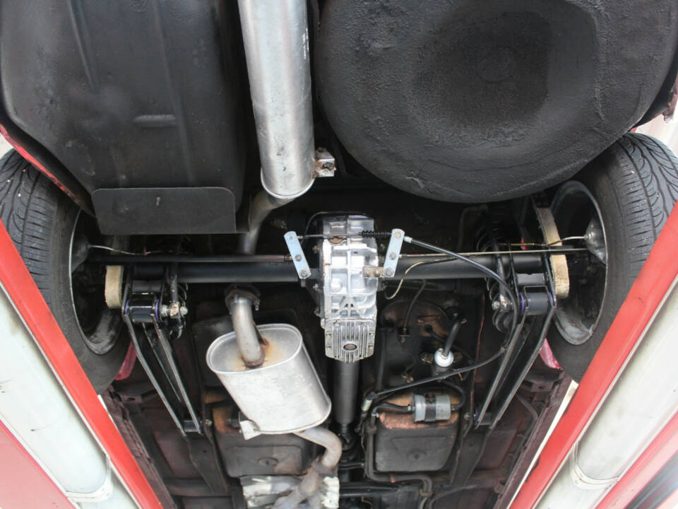 Image 9/50 of Alfa Romeo 2.0 Spider (1990)