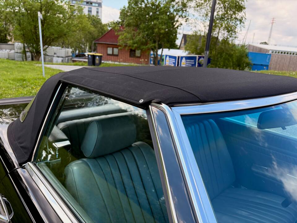 Image 10/17 de Mercedes-Benz 500 SL (1984)